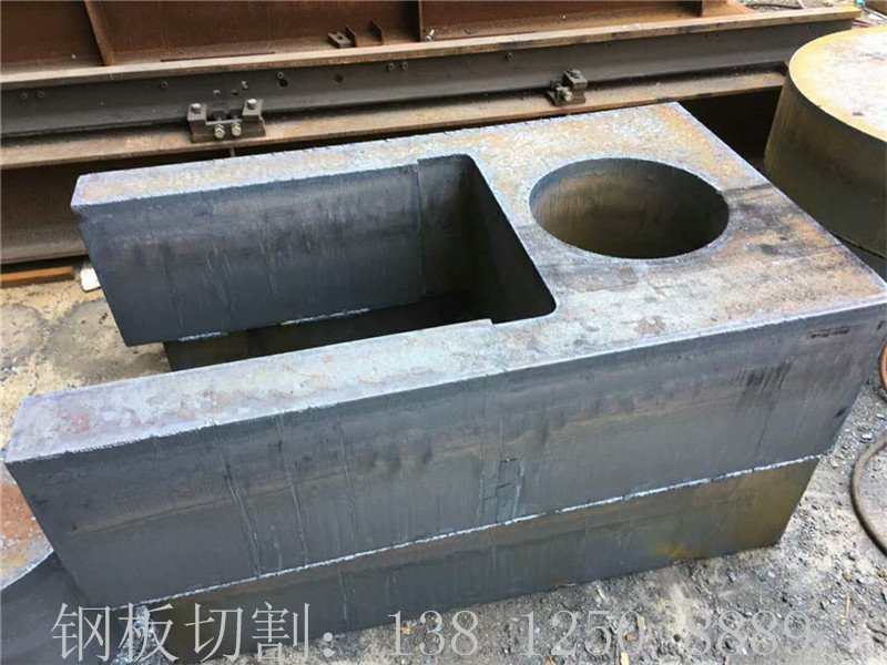 Q345D鋼板切割軋鋼機(jī)架